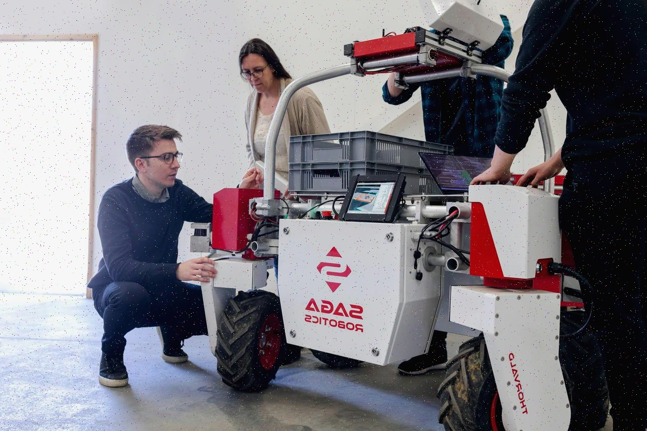 Team arbeitet an Modellen